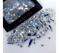 Strass decorativi a fondo piatto per decorare le unghie in mostra la tua manicure con varie forme e stili
