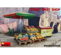 Streer Fruit Shop Diorama 1:35 Plastic Model Kit MINIART