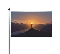 Striscione Man Standing On Top Of A Mountain Watching The Sunset View Con 2 Occhielli Bandiera Decorativa Resistente Alle Intemperie Decorazioni Da Esterno Per Attività Strada Estate 3X5 Ft