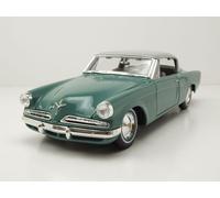 Maisto MI31651 STUDEBAKER STARLINER 1953 GREEN 1:18 Modellino