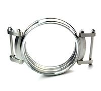 Sulla cassa dell'orologio in acciaio inox da 45,6 mm, con inserti mobili lucidati per orologi da incasso