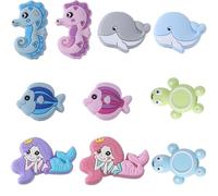SUNNYCLUE 1 SCATOLA 10 PZ Perline In Silicone per Animali Marini Perline Focali A Sirena Simpatici Animali Dei Cartoni Animati Tartaruga Gomma Morbida Distanziatore Allentato Perline A Doppia Faccia S