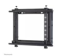 Supporto da parete Neomounts per videowall da 42" a 70" Supporto a parete per videowall da 42" a 70", fino a 35 kg, con sistema "pop-out" e