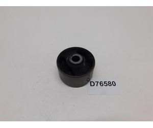 SUPPORTO DIFFERENZIALE DIFFERENTIAL MOUNT ARM BUSHING PER MITSUBISHI OUTLANDER