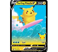 Surfing Pikachu V 008/025 - Carta Pokemon ultra rara (celebrazioni 25° anniversario) + TitanCards® Toploader