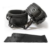 Surus Equipment Manette Regolabili in Ecopelle per Coppie, Accessorio Elegante per Intimità e Complicità, Morbide, Resistenti e Sicure, Ideali per Esperienze Sensoriali a Due, Giochi Erotici