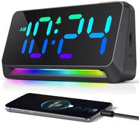 Sveglia Digitale per Camera da Letto, Sveglia LED con Display RGB, Allarme Super Forte per Chi Dorme Molto, Orologio da Comodino con Alimentazione a Spina, Luce Notturna, Orologio da Tavolo con