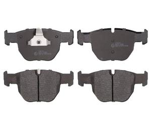 SWAG 22 11 6121 Kit pastiglie freni