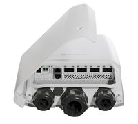 Switch gestito MikroTik CRS504-4XQ-OUT L3 4 porte + 1 porta PoE Fast Ethernet