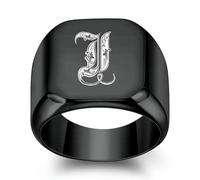 SYAVR Personalizzato 26 Iniziali Inglesi Anello In Acciaio Titanio Per Gli Uomini, Retrò Punk Quadrato 18mm Nero Alla Moda Uomo