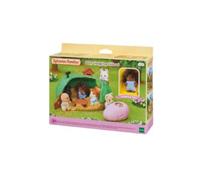 Sylvanian Families ® Bambino riccio grotta