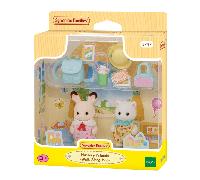 Sylvanian Families - 5747 Nursery Friends - Walk Along Duo - Dollhouse Playsets