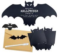Syoulin, Invito per Halloween，Invito a forma di pipistrello/Busta in carta kraft/Pipistrello in PVC/Penna a sfera bianca，invita i tuoi amici alla festa!