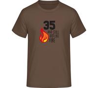 T-shirt 35 and Still Hot Like Fire, marrone, XXL