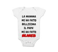 t-shirteria Body Neonato Calcio Femminuccia La Mamma mi ha fatto Bellissima, il Papà mi ha fatto milanista Bimba