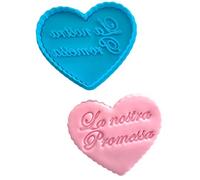 Tagliabiscotti.it - Cuore con scritta "La Nostra Promessa" - Matrimonio - Fidanzamento - Sposi - San Valentino - Cookies Cutter - Formina per Biscotti e PDZ - Stampo + Cutter - 8cm x 7cm x 1cm