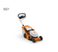 Tagliaerba a batteria STIHL RMA 443 PV larghezza taglio 41 cm cesto 52 L