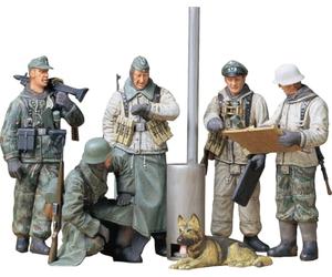 Tamiya 300035212 - Set Statuette Soldati Tedeschi della seconda Guerra Mondiale, Scala: 1:35