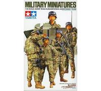 Tamiya 300035276 - Set Statuette di Aiuto umanitario, Scala: 1:35