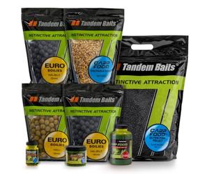 Tandem Baits Set di 8 Weekend Carp Fishing Box Fish Mix | Prepared Maize | Euro Boilies 18/22mm | Pellet Carp XL 8mm | Perfection Hookers 18mm | Mini Pop Up 12mm | Carpfishing Pesche Pesca Accessori