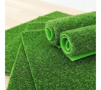 Tappeto di erba artificiale verde per decorare interni ed esterni con un aspetto naturale (50 x 50 cm)