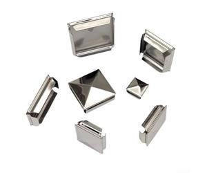 Tappo protettivo a piramide per pali quadrati, in acciaio inossidabile e materiale zincato garantisce un uso duraturo, confezione da 10 (10 pezzi da 60 mm)