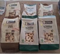 TARALLINI PUGLIESI CACIO E PEPE 3 CLASSICO 3 SENZA LIEVITO TOT.6 CONF.DA 250gr.