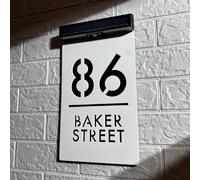 Targa con numero civico a energia solare, illuminata per esterni, con indirizzo e indirizzo per l'ingresso della famiglia, cartello stradale decorativo per la casa (G)