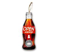 Targa in latta a forma di bottiglia di Coca Cola utilizzata come cavatappi apri
