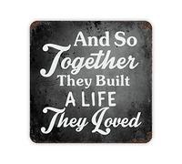 Targa in metallo motivazionale con scritta in lingua inglese "Gym and So Together They Built A Life They Loved", decorazione da parete con citazioni personalizzate, in alluminio toscano per mensola