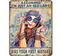 Targa in metallo vintage hippie Girl Assuming I'm Just An Old Lady Was Your First Mistake Art Poster Office People Cave Coffee Shop Club Garage Hotel Negozi Soggiorno Casa Targa divertente 20,3 x 30,5