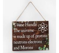 Targa vintage in legno da appendere con manico in spago The Universe is made up of protons, graziosa targa in legno con citazione per casa colonica, decorazione artistica da parete per uffici e