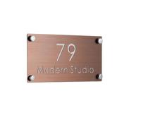 Targhetta per porta in acciaio inox, personalizzabile con indirizzo stradale, lettera cognome, per appartamenti, hotel, negozi, ville, aziende, caffetterie, bar (stampa bronzo rosso, 35 cm x 17,5 cm)