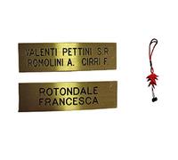 TARGHETTA posta TARGA IN OTTONE 1 RIGO 2,5x7 cm spesso 1mm circa con 2 fori INCISIONE COMPRESA stampatello FUORIPORTA 1 portachiavi AMULETI (2 righi)