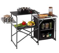 Tavolo, armadietto, scaffali per campeggio e picnic nella natura