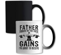 Tazza con scritta "Father Forgive Me For These Gains I'm About To Receive" che cambia colore, colore: bianco
