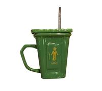Tazza in ceramica a forma di toilette accovacciata, divertente tazza da caffè con coperchio e cannuccia, strano tema bagno, regalo unico per ufficio, casa, amici (verde)