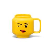 Room Copenhagen LEGO - Tazza piccola in ceramica con scritta Winking Girl, 255 ml, perfetta come regalo per uomini, per bambini e donne, divertente, unica, lavabile in lavastoviglie