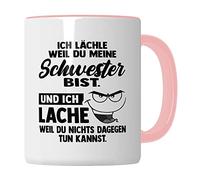 Tazza regalo sorella, con scritta in lingua tedesca "Ich lächle weil du meine Schwester bist Idea regalo per la sorella, tazza da caffè con scritta divertente da tè (bianco/rosa)