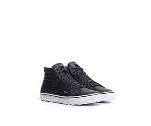 TCX Shoes 1 - Man STREET 3 WP BLACK/BLACK/WHITE