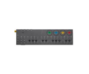 Teenage Engineering OP-Z Sintetizzatore, sequencer, drum machine e controller visivo portatile con microfono integrato per campionamento, effetti e midi, compatibile con iOS e alimentato a batteria