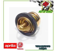 Bauletto nero goffrato con catadiottri rossi senza piastra e kit universale GIVI