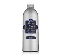 Tesori d'Oriente - Bagno Crema Mirra, Bagnoschiuma dalle Note Ambrate e Rinfrescanti, con Oli Essenziali, Deterge Dolcemente la Pelle e Dona Benessere, 500ml