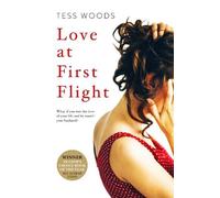Tess Woods Love at First Flight (Tascabile)