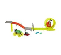 (TG. 1 B) Hot Wheels Monster Trucks - Sfida, Carica e Insegui, set pista con 2 t