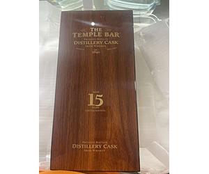 The Temple Bar Irish Whiskey 46% Alc. LIMITED ED. N.448/1000