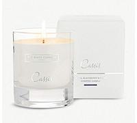 The White Company Candela profumata Cassis Note di more e ribes nero