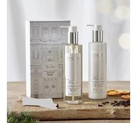 The White Company Set regalo di lusso invernale per mani e unghie.
