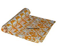 The Yard - Tessuto in voile Ekat con stampa floreale Ikat, per cucito, artigianato, sartoria, corsa, tintura naturale, stampa floreale indiana Sanganeri, larghezza 100 cm, colore: giallo
