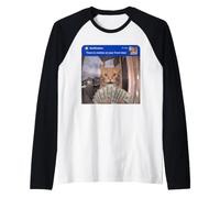 There Is Motion At Your Front Door Meme Funny Cat Weird Joke Maglia con Maniche Raglan